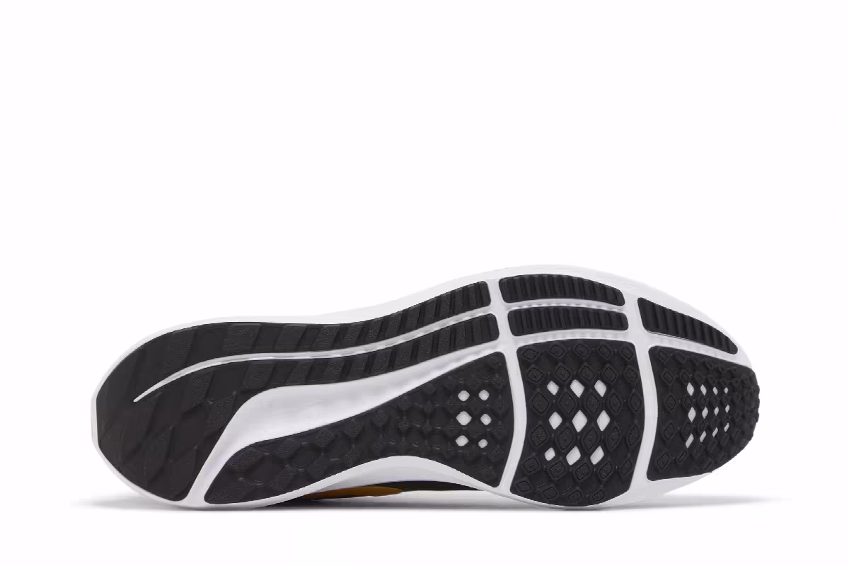 Nike Air Zoom Pegasus 39 Sequoia University Gold, view 5