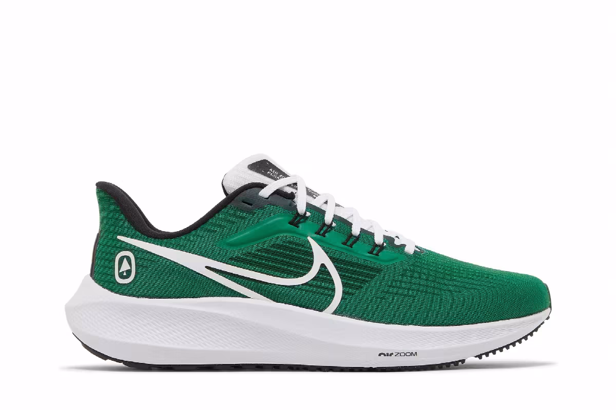 Nike Air Zoom Pegasus 39 Oregon Track Club, view 2