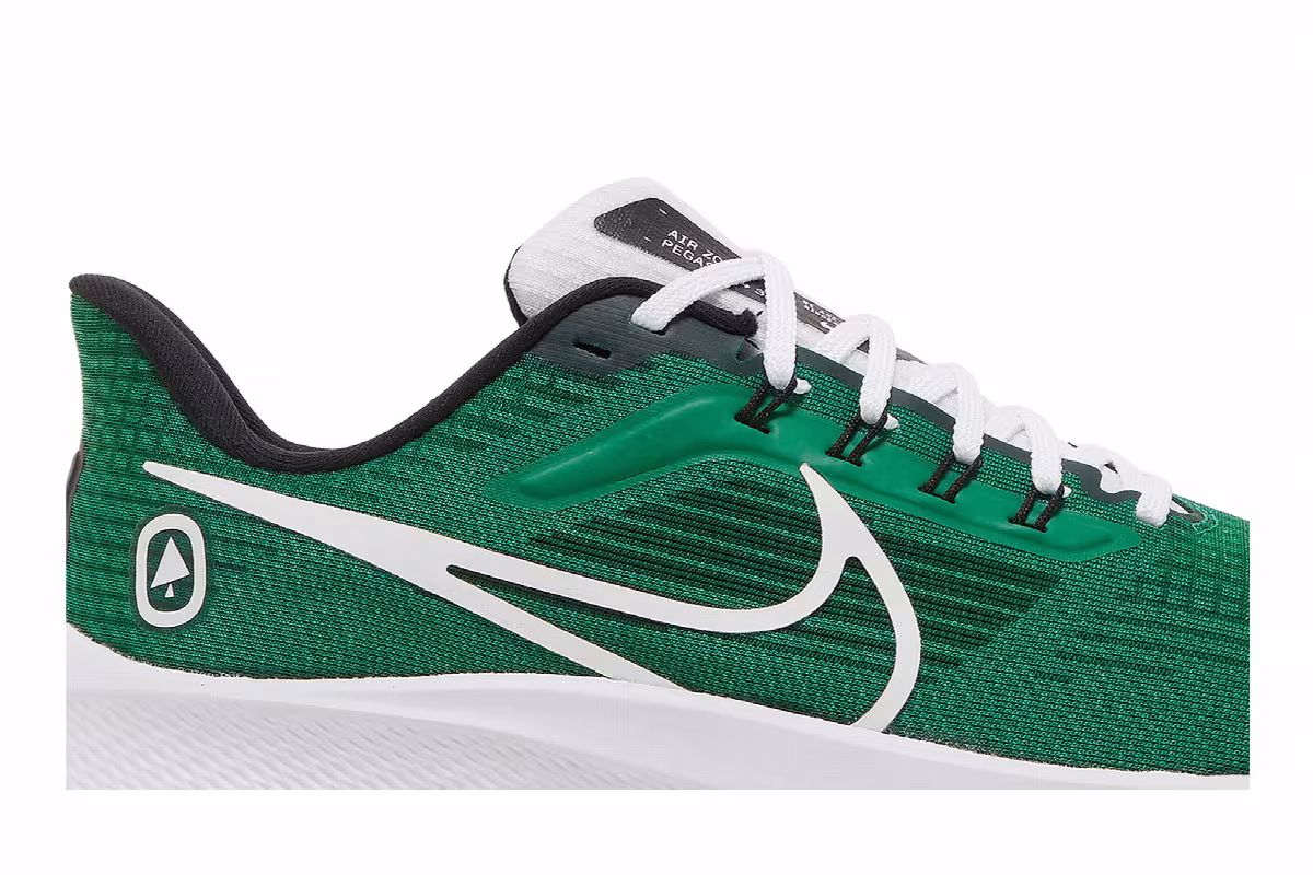 Nike Air Zoom Pegasus 39 Oregon Track Club, view 3