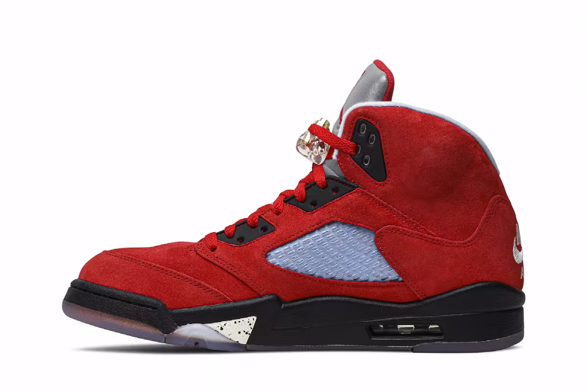 Trophy Room x Air Jordan 5 Friends & Family, view 4