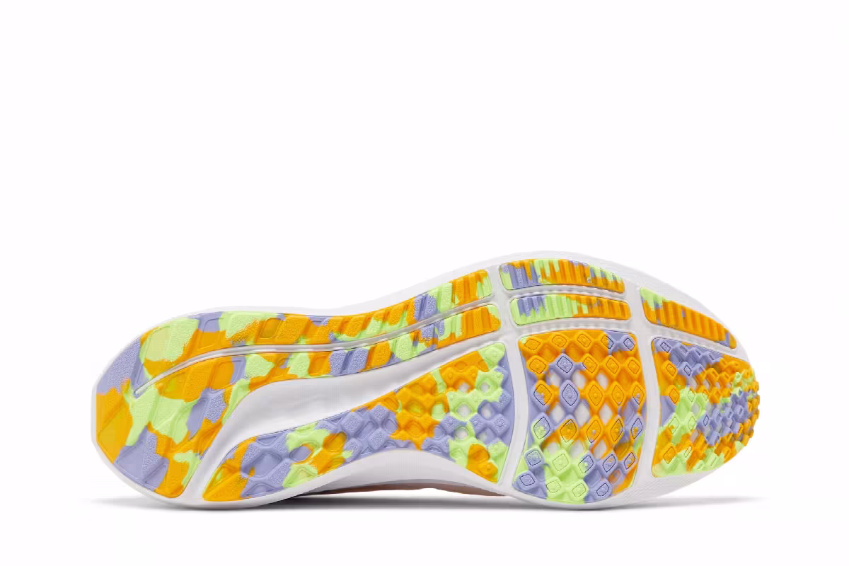 Nike Women's Air Zoom Pegasus 39 Premium Light Soft Pink, view 5
