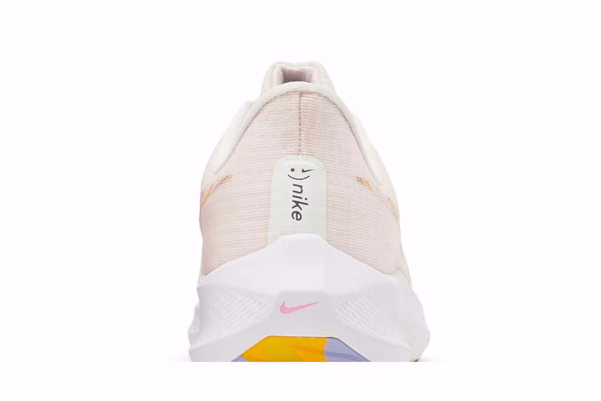 Nike Women's Air Zoom Pegasus 39 Premium Light Soft Pink, view 8