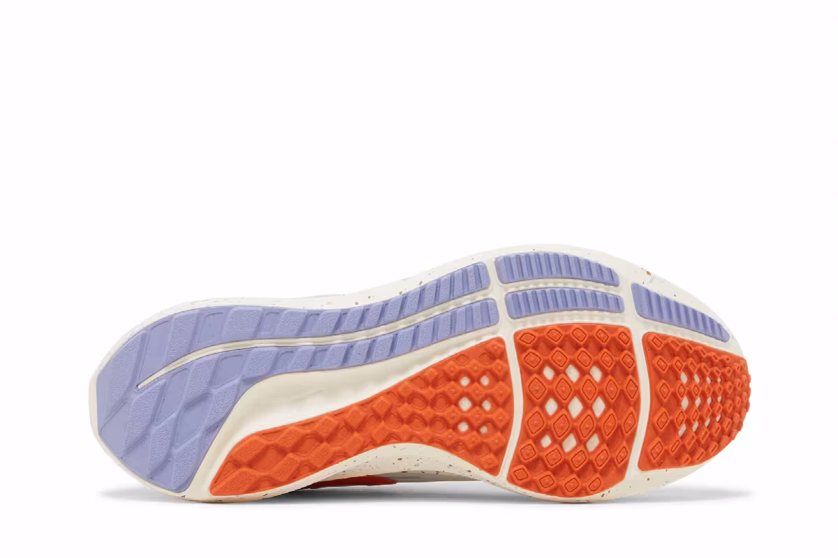 Nike Women's Air Zoom Pegasus 39 Light Thistle Safety Orange, view 5