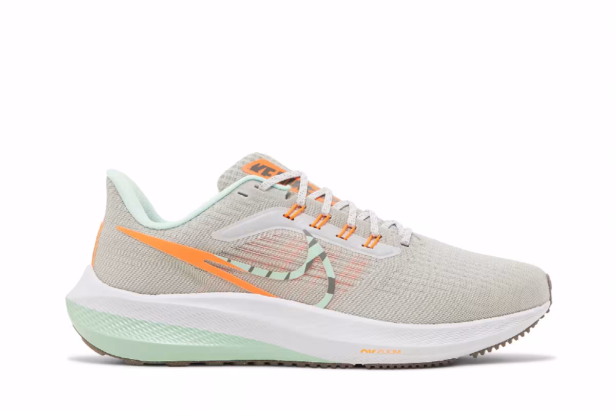 Nike Women's Air Zoom Pegasus 39 Premium Photon Dust Orange Mint, view 2