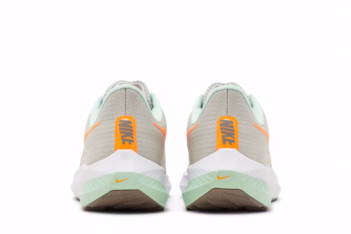 Nike Women's Air Zoom Pegasus 39 Premium Photon Dust Orange Mint, view 7