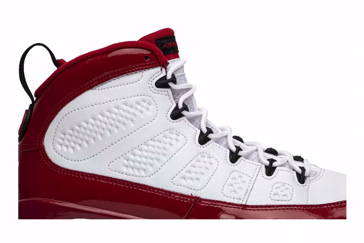 Air Jordan 9 Gym Red, view 3