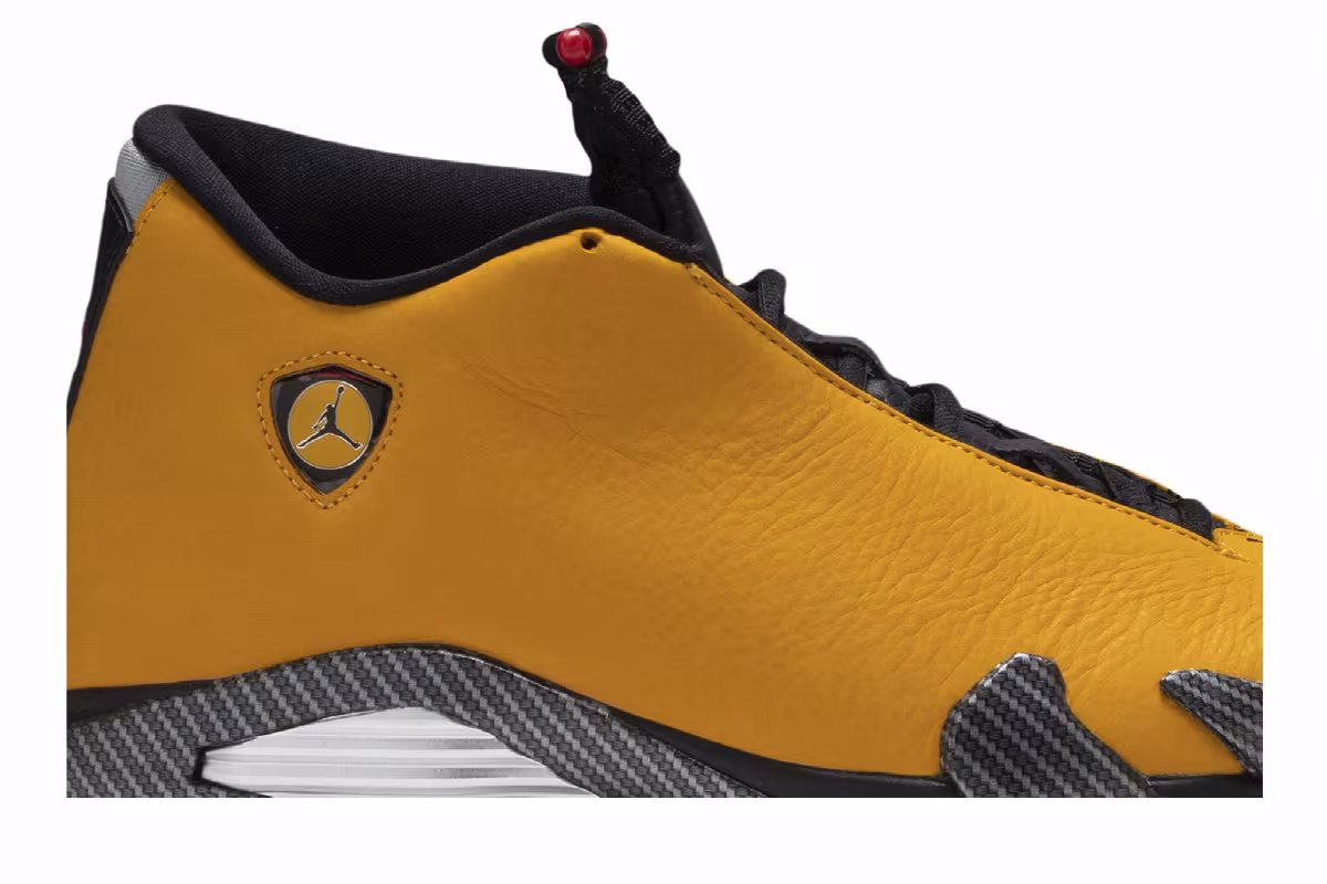 Air Jordan 14 Reverse Ferrari, view 3