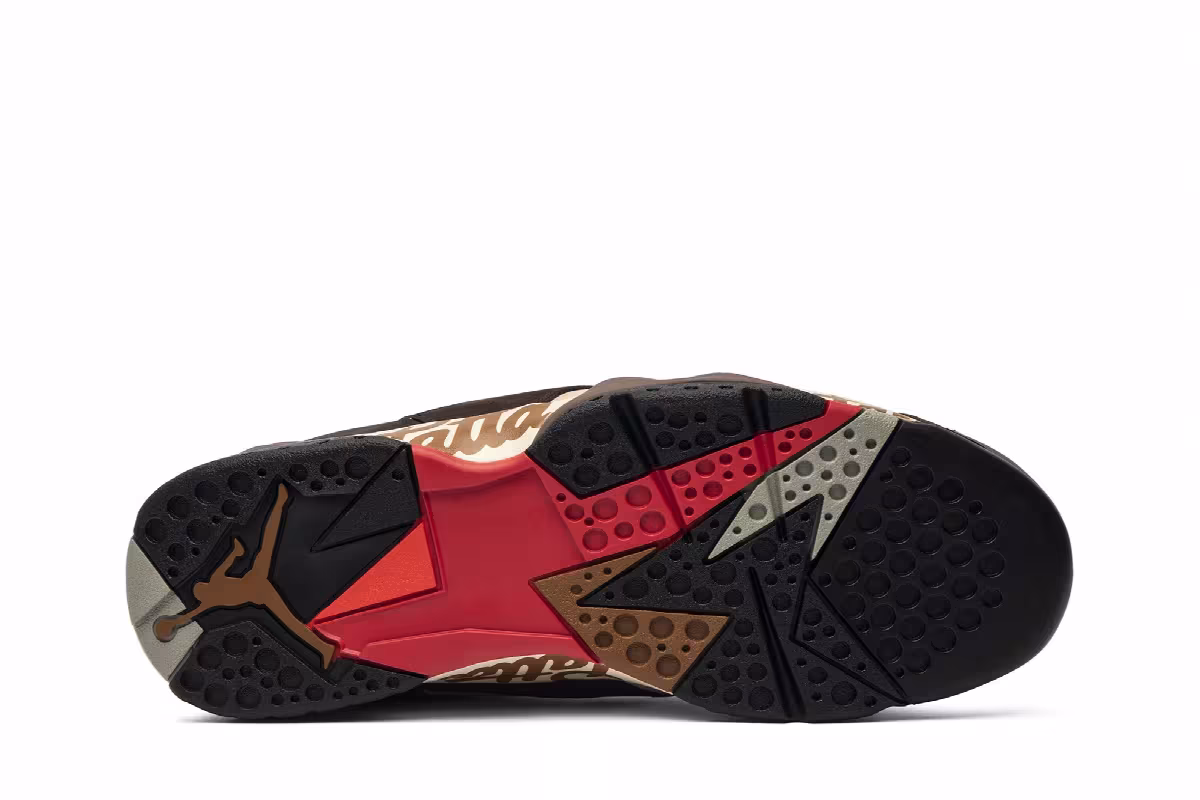 Patta x Air Jordan 7 OG SP Shimmer, view 5