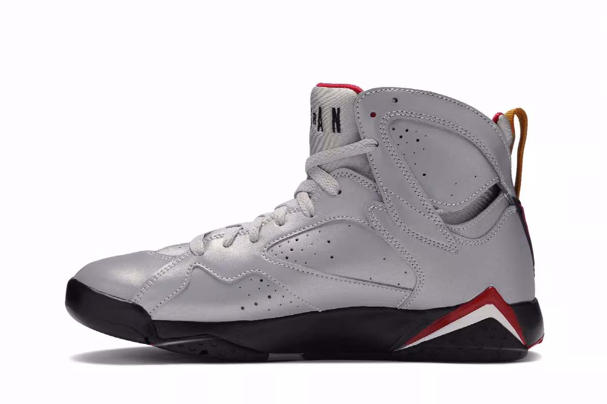 Air Jordan 7 SP Reflections Of A Champion, view 4