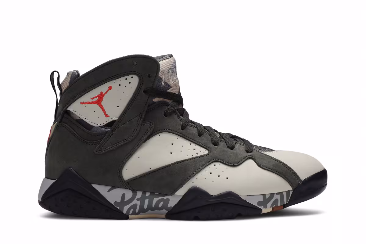 Patta x Air Jordan 7 SP Icicle, view 2