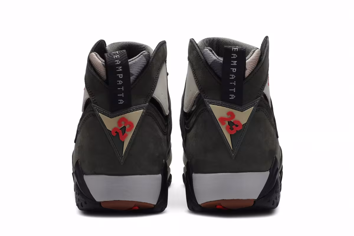 Patta x Air Jordan 7 SP Icicle, view 7