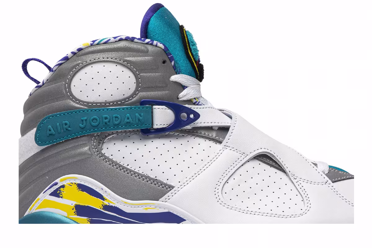 Women's Air Jordan 8 White Aqua, view 3