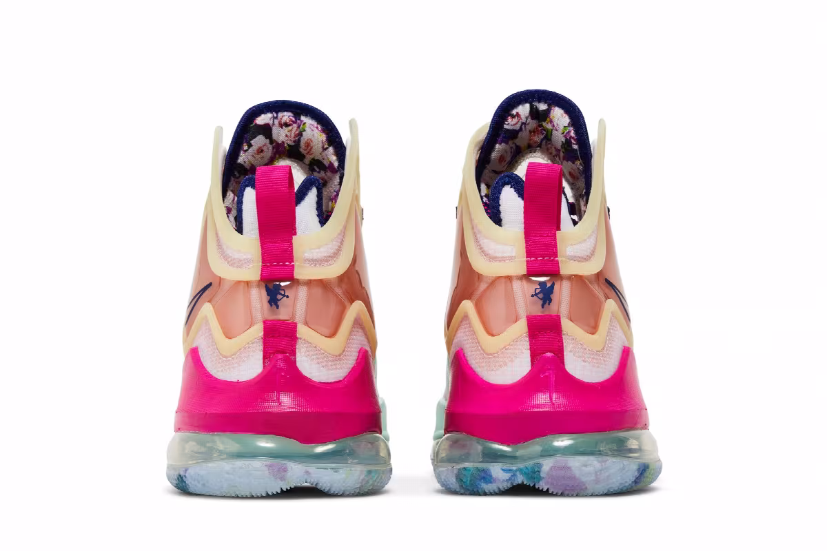 Nike LeBron 19 Valentine's Day, view 7