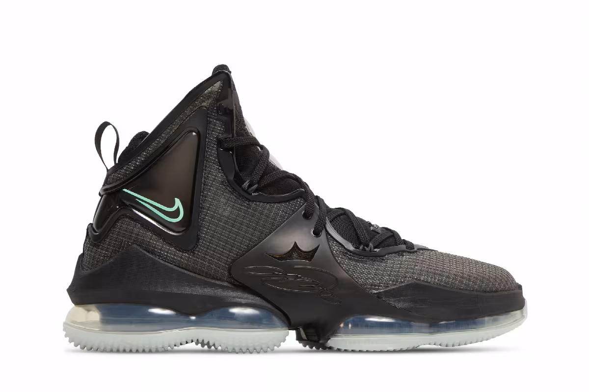 Nike LeBron 19 Black Green Glow, view 2