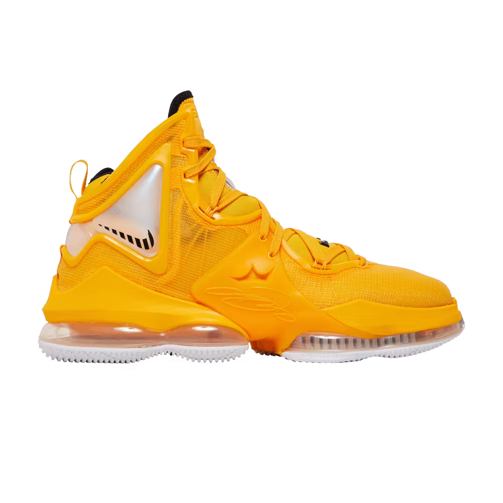 Nike LeBron 19 Hard Hat