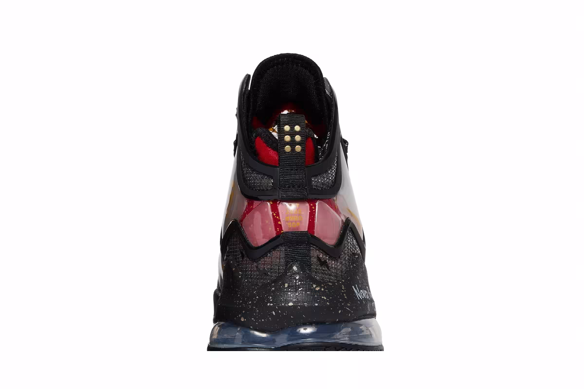 Nike LeBron 19 Doernbecher 2022, view 8