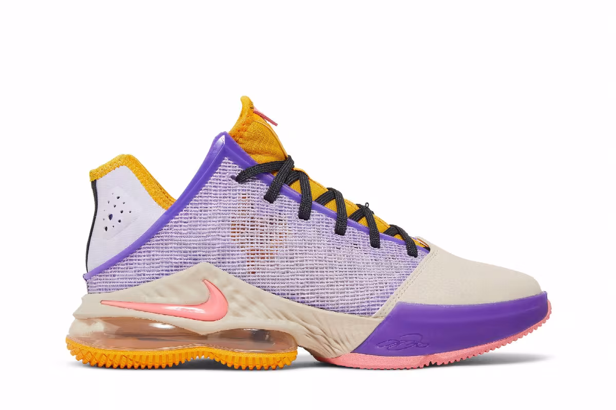 Nike Men's LeBron 19 Low Mismatch, view 2