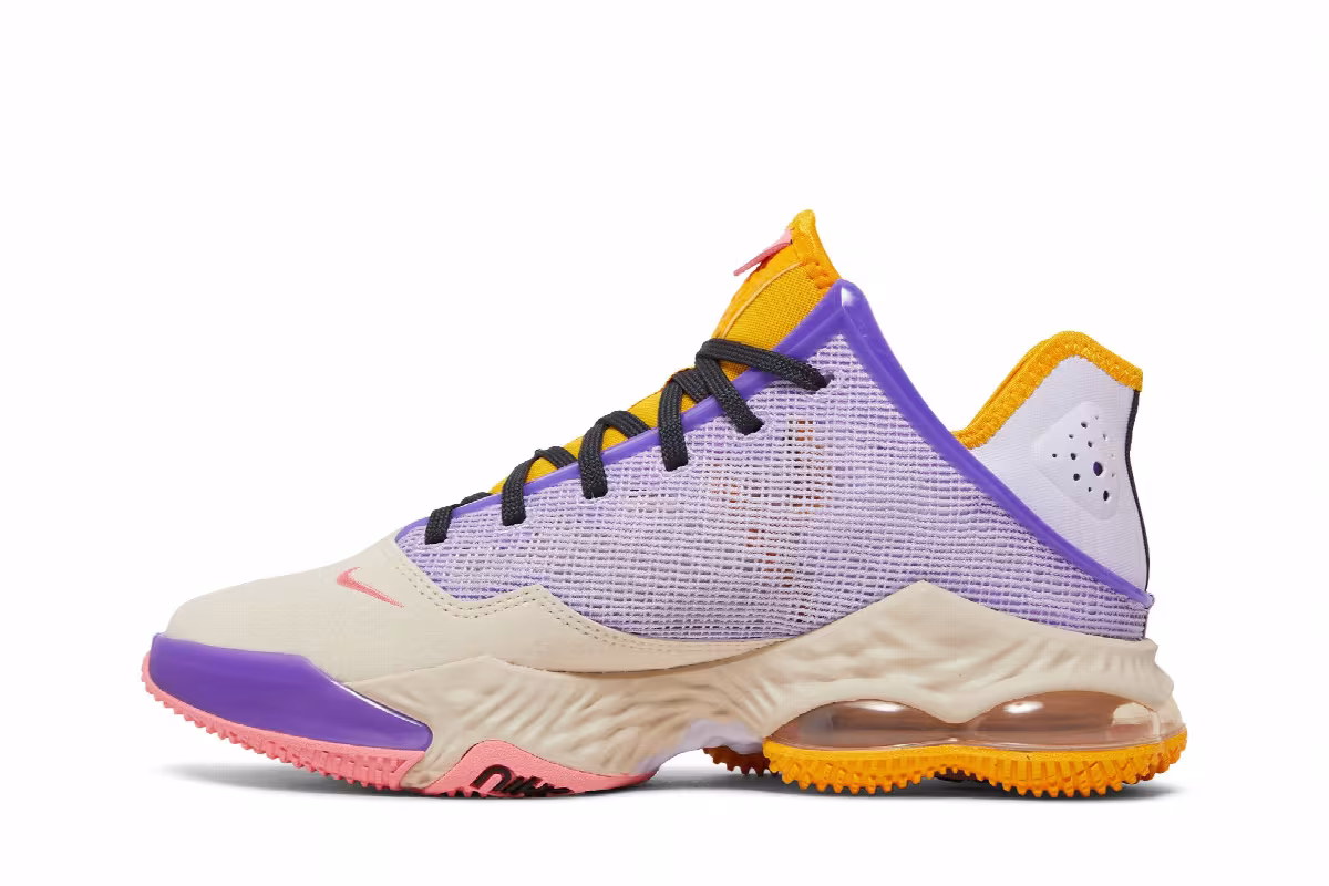 Nike Men's LeBron 19 Low Mismatch, view 4