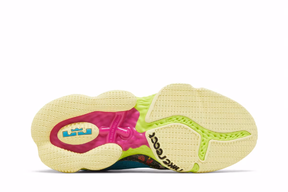 Nike LeBron 19 Low LeBronival, view 5