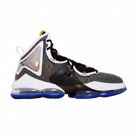 Nike LeBron 19 'Graduate'