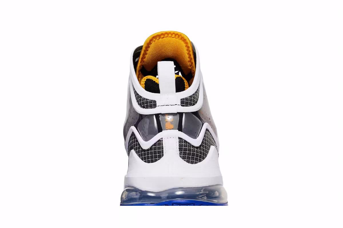 Nike LeBron 19 Graduate, view 8