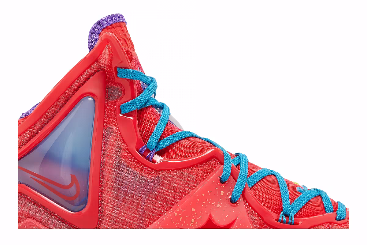 Nike LeBron 19 King's Crown, view 3