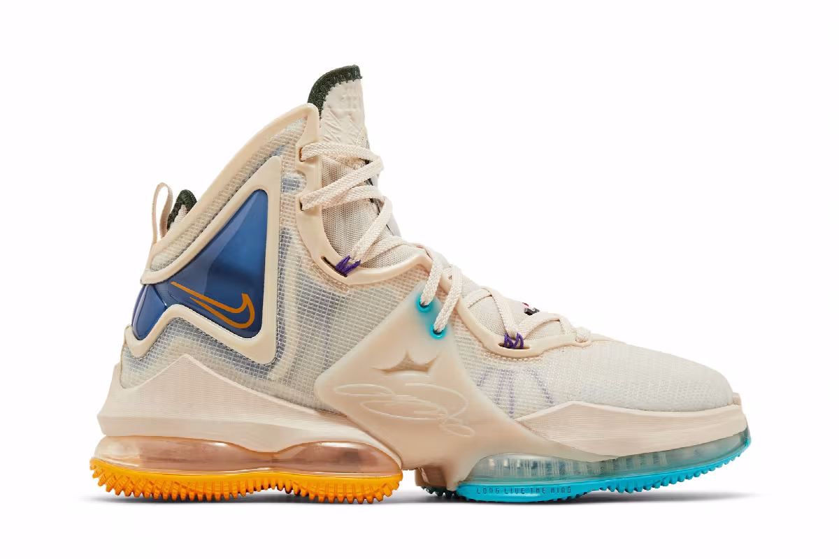 Nike LeBron 19 EP MPLS Lakers, view 2