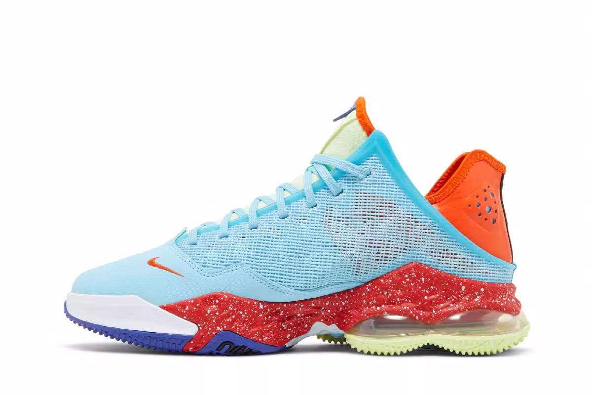 Nike LeBron 19 Low Blue Chill, view 4