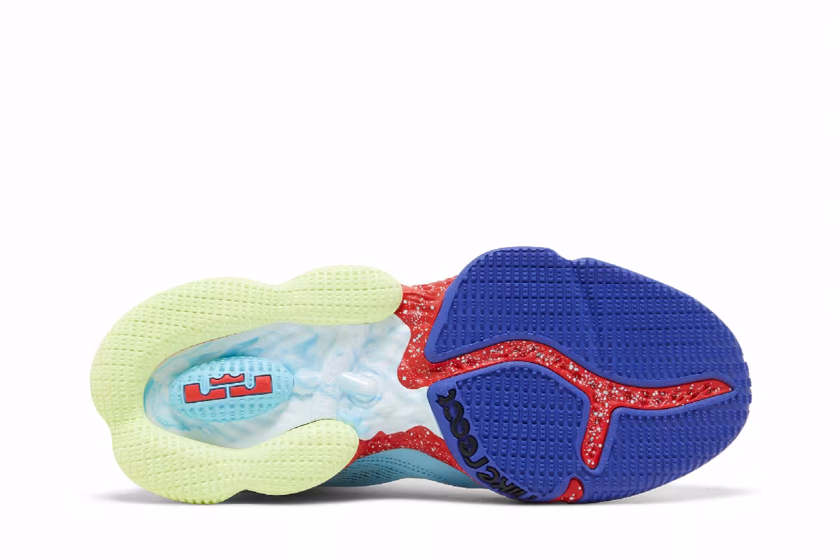 Nike LeBron 19 Low Blue Chill, view 5