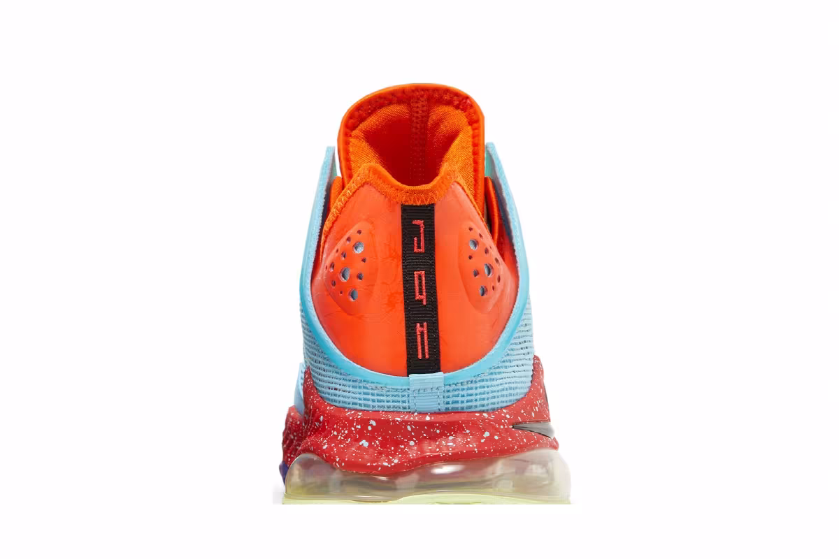 Nike LeBron 19 Low Blue Chill, view 8
