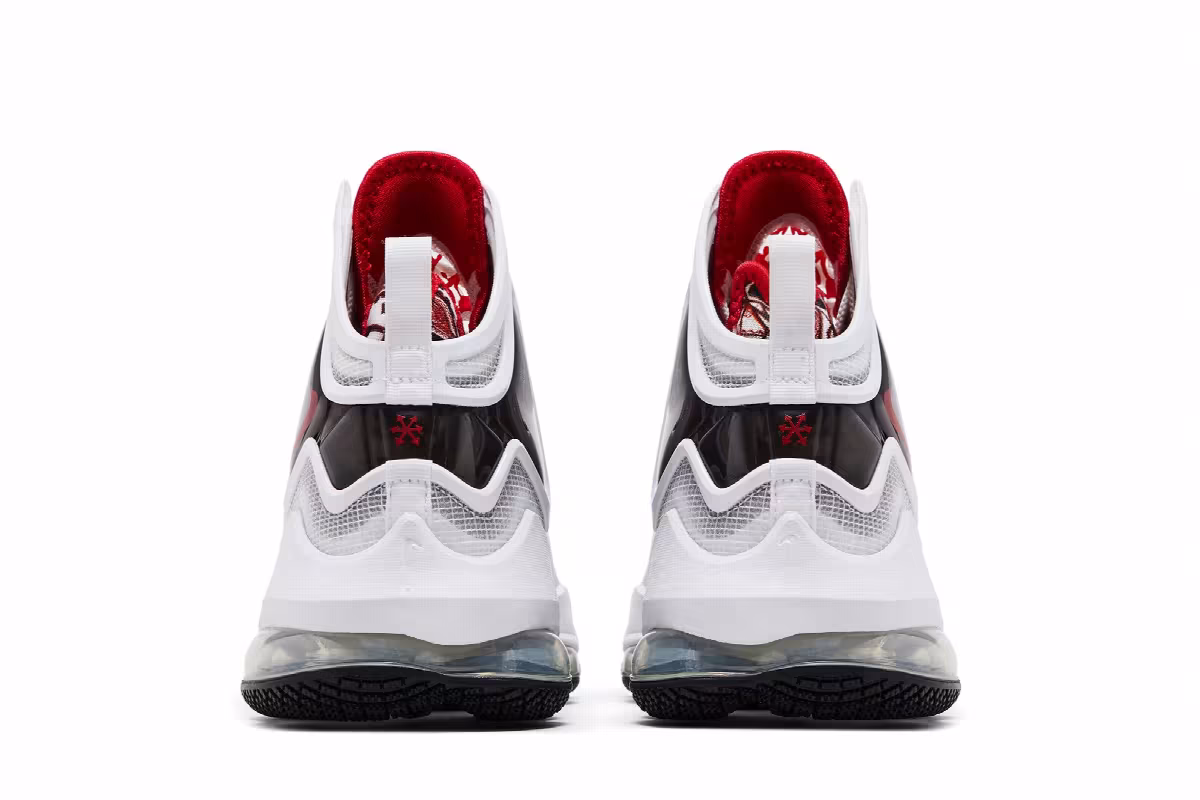 Nike LeBron 19 Sketch, view 7