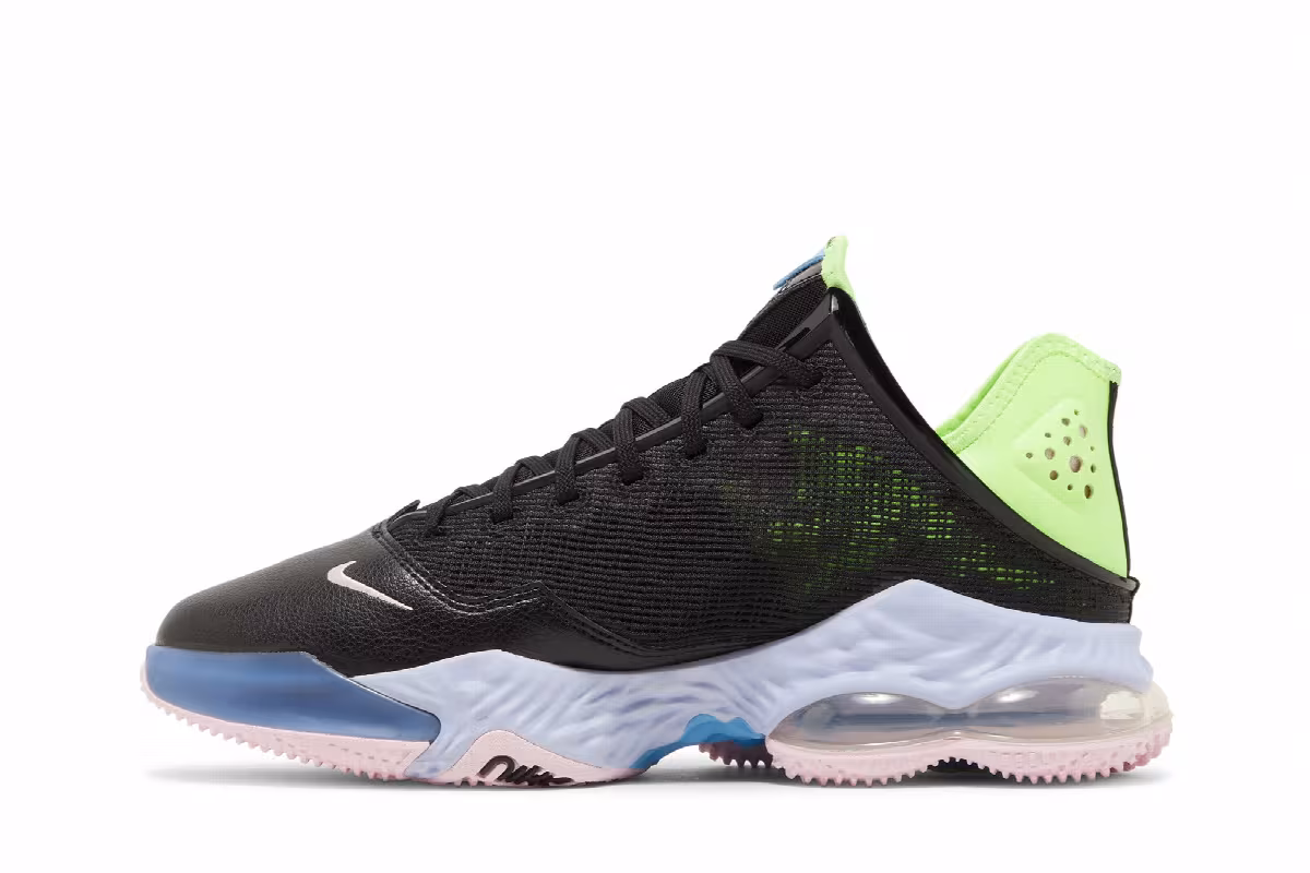 Nike LeBron 19 Low Ghost Green, view 4