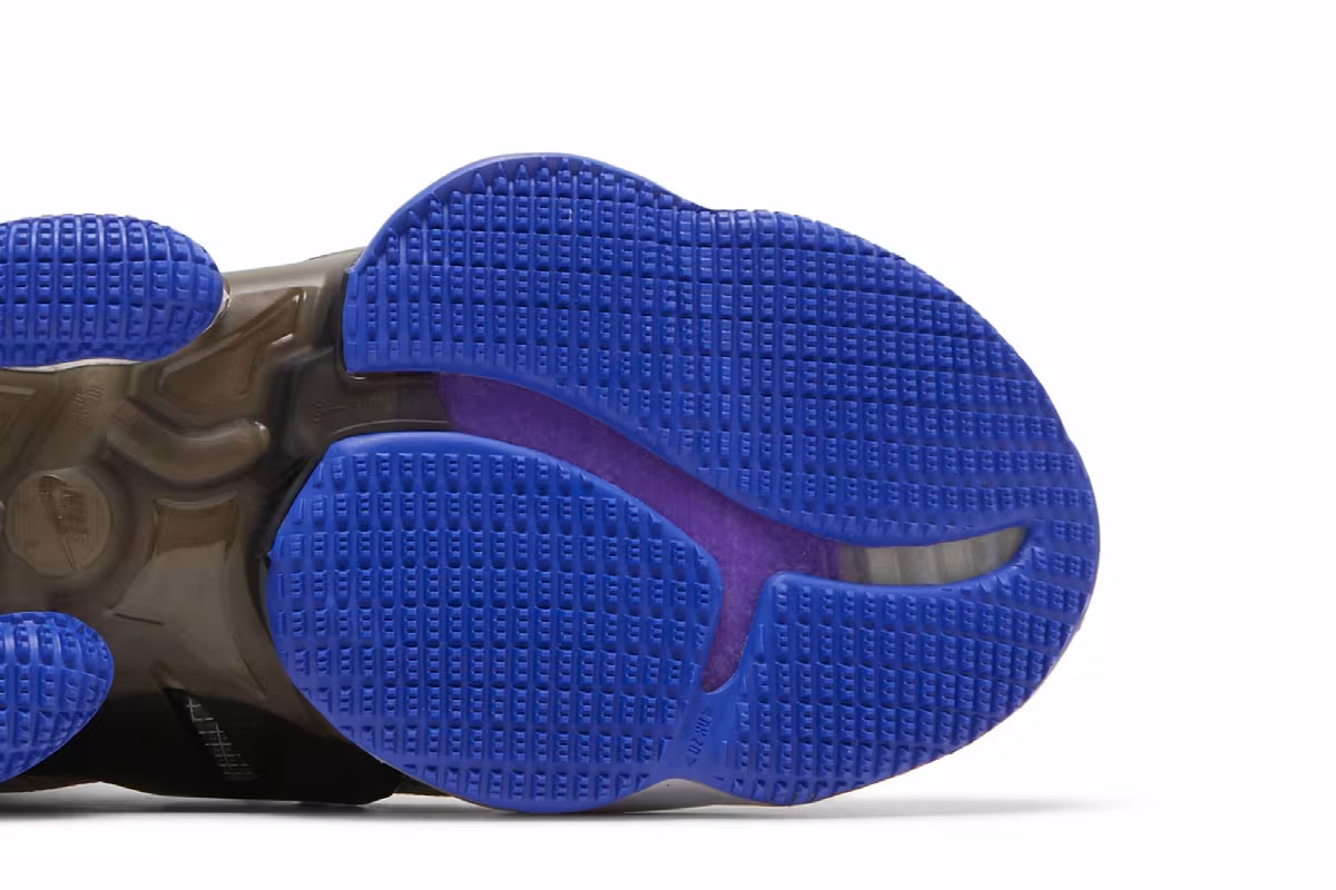 Nike LeBron 19 EP Graduate, view 6