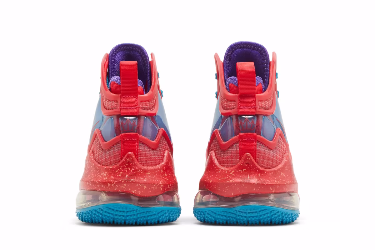 Nike LeBron 19 GS King's Crown, view 7