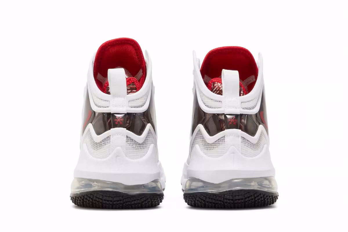 Nike LeBron 19 GS Sketch, view 7