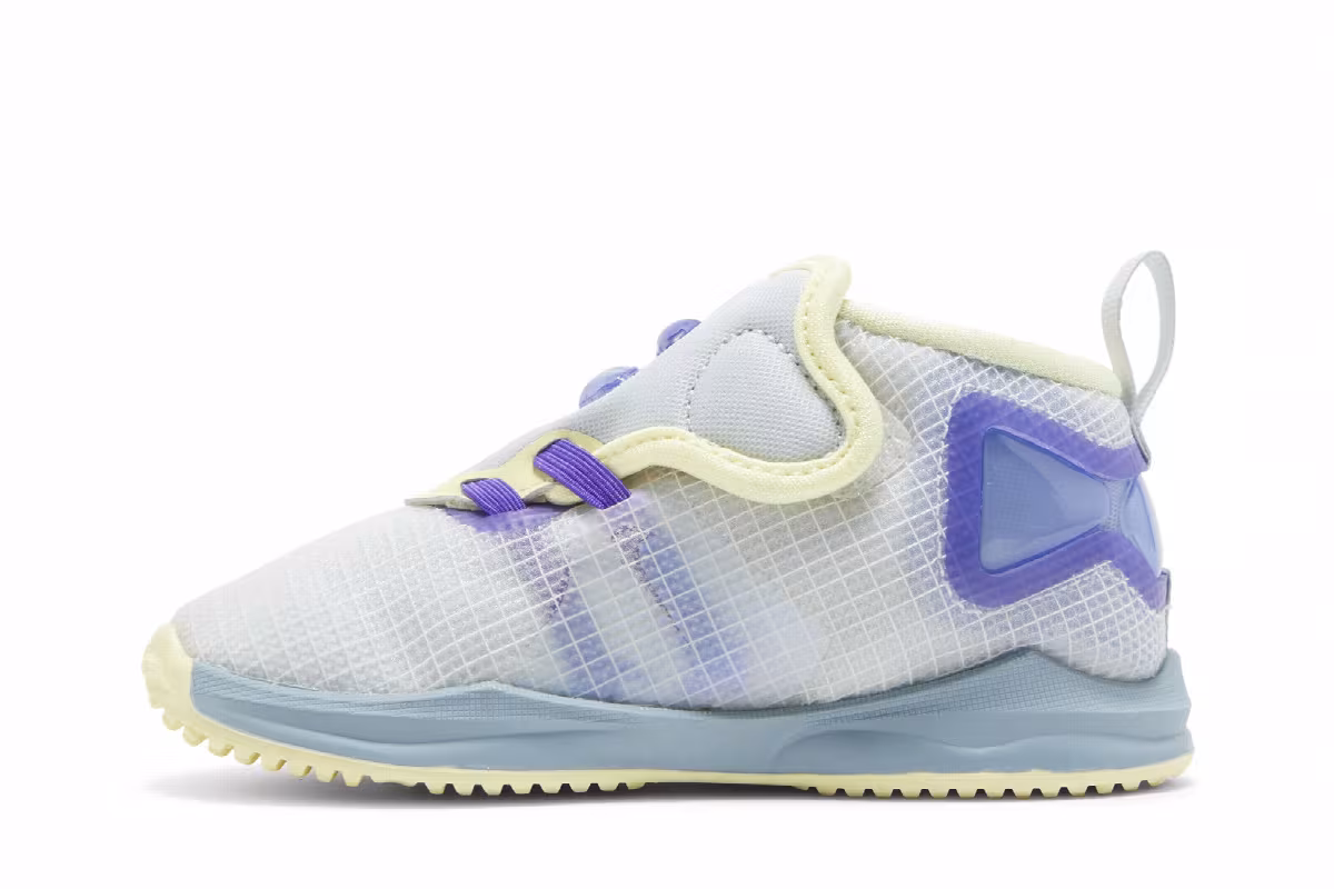 Nike LeBron 19 TD Easter, view 4