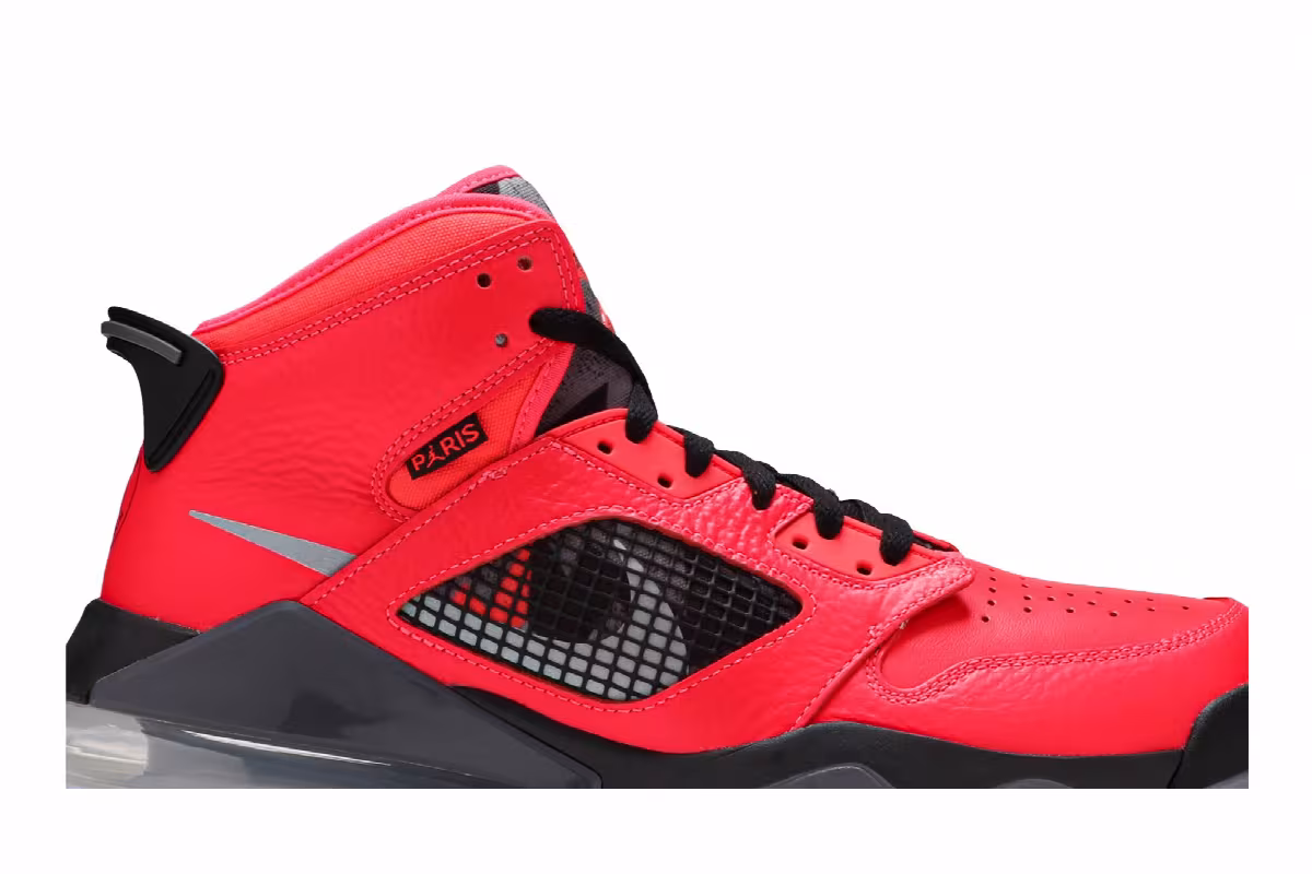 Paris Saint-Germain x Air Jordan Jordan Mars 270 Infrared, view 3