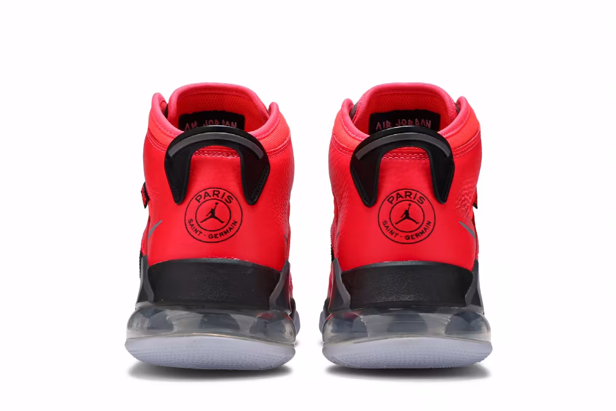 Paris Saint-Germain x Air Jordan Jordan Mars 270 Infrared, view 7