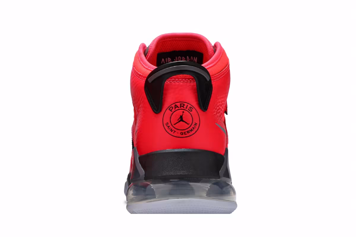 Paris Saint-Germain x Air Jordan Jordan Mars 270 Infrared, view 8