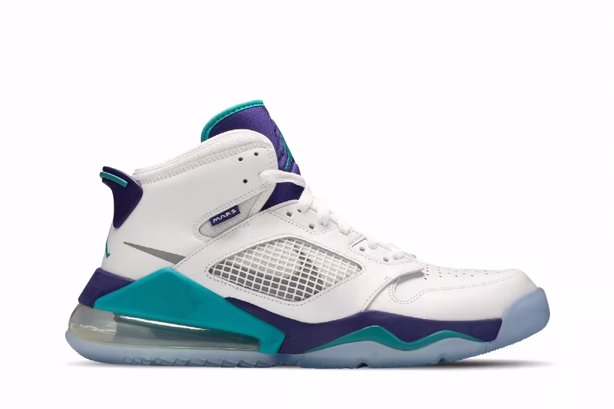 Air Jordan Mars 270 Grape, view 2