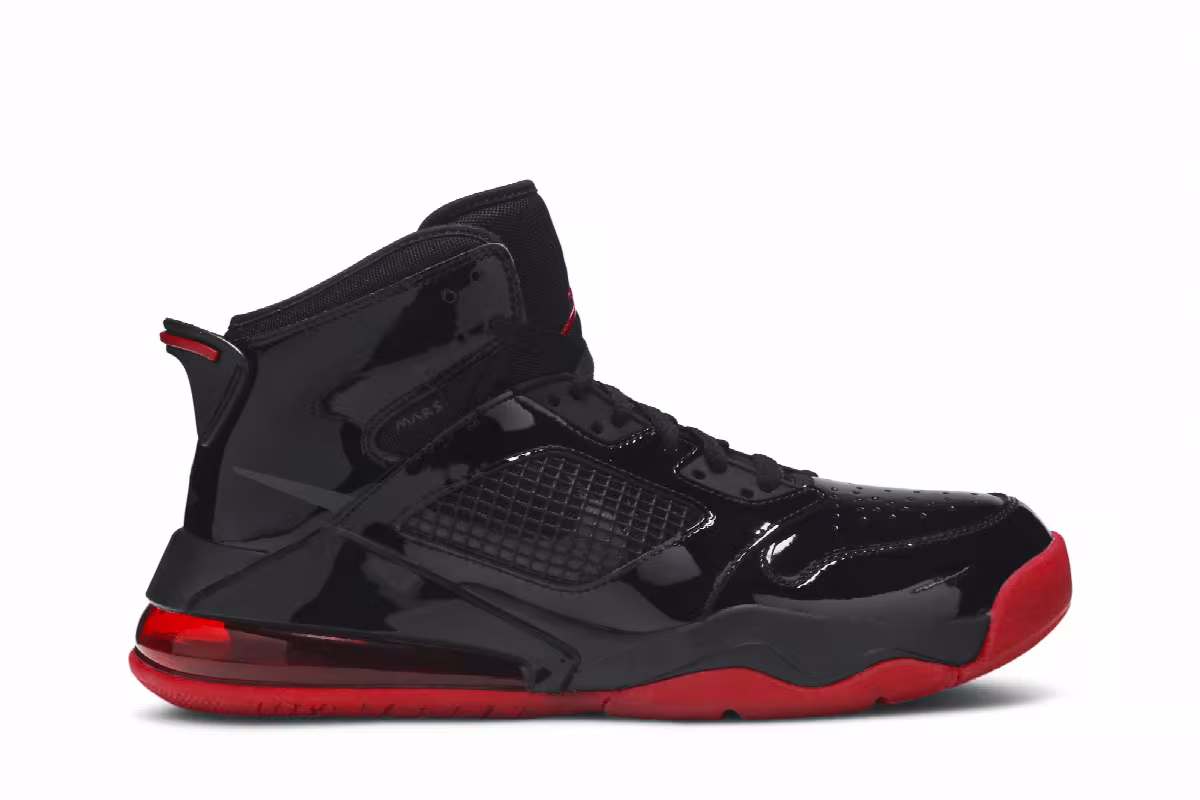 Air Jordan Mars 270 Bred, view 2