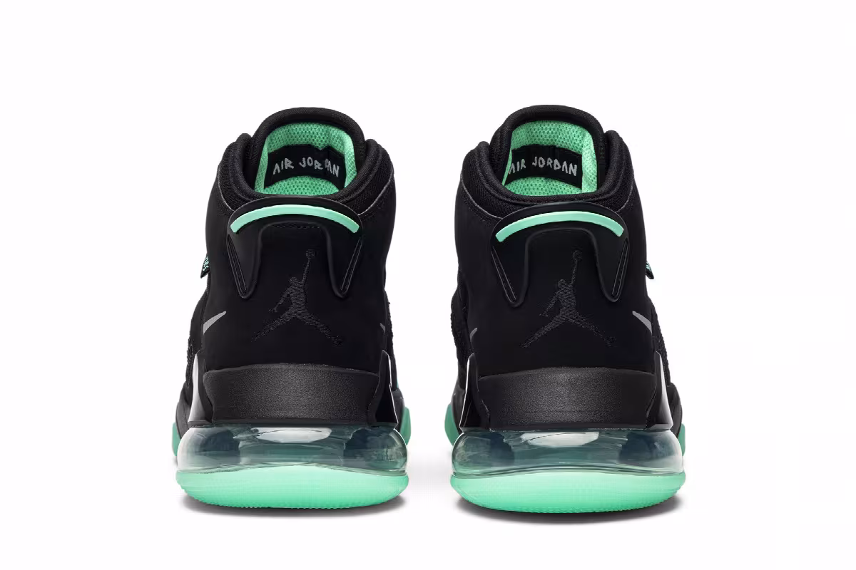 Air Jordan Mars 270 Green Glow, view 7