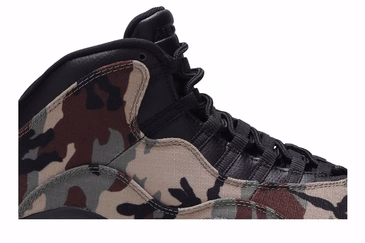 Air Jordan 10 Woodland Camo, view 3