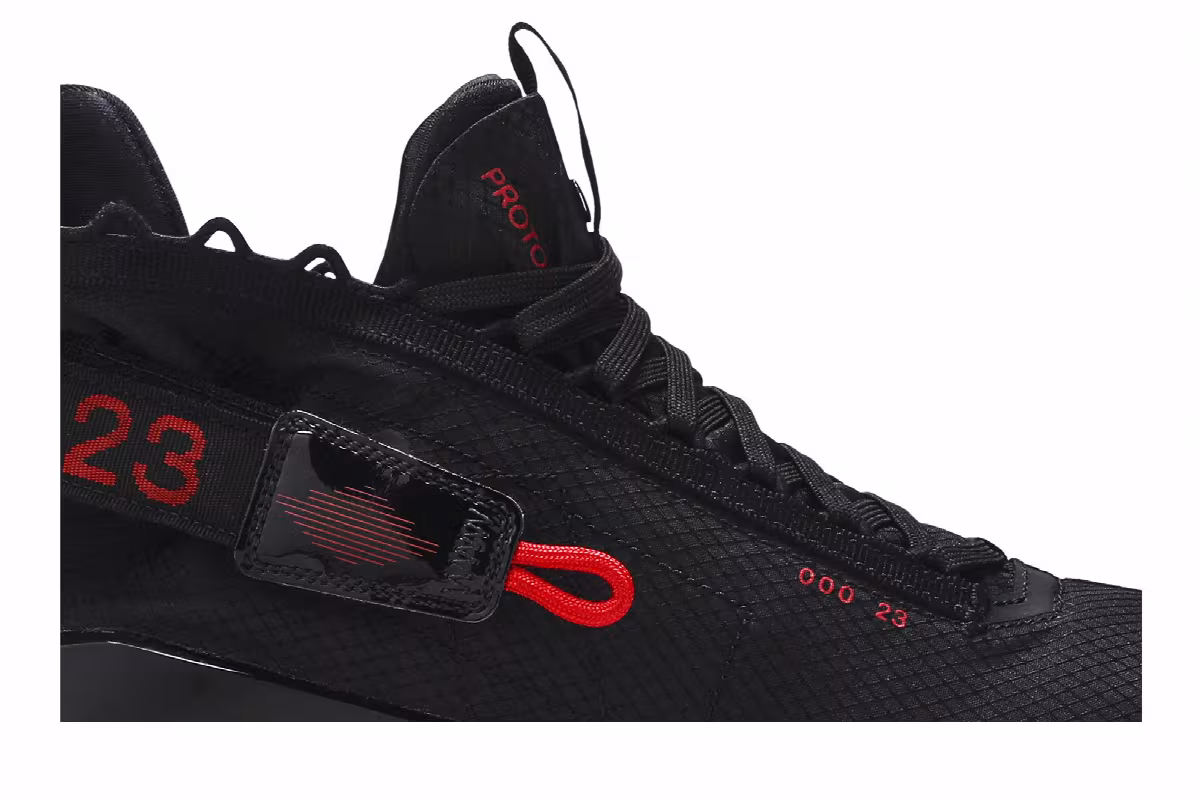 Air Jordan Proto Max 720 Bred, view 3