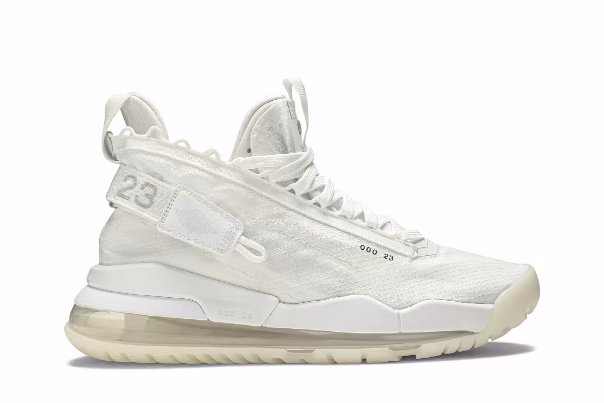 Air Jordan Proto Max 720 Pure Platinum, view 2