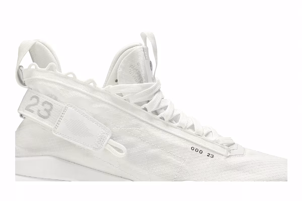 Air Jordan Proto Max 720 Pure Platinum, view 3