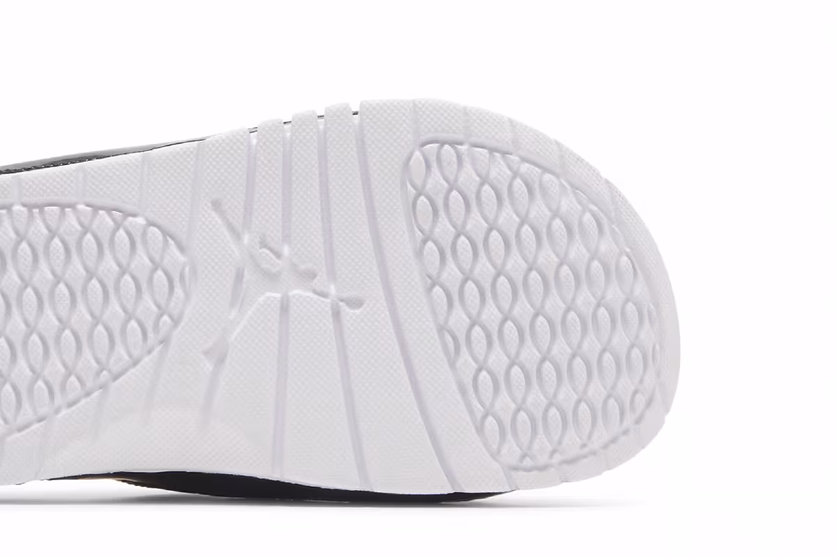 Air Jordan Hydro 11 Bred White, view 6