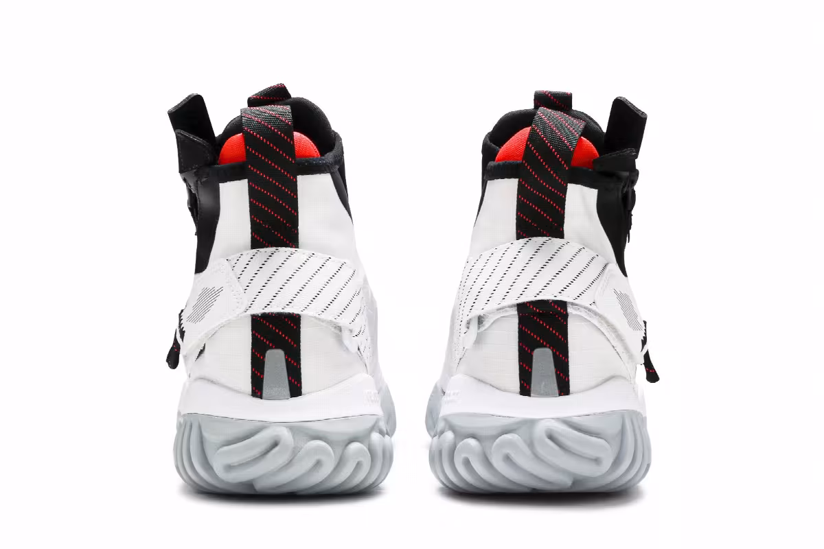 Air Jordan Proto React Z Bright Crimson, view 7