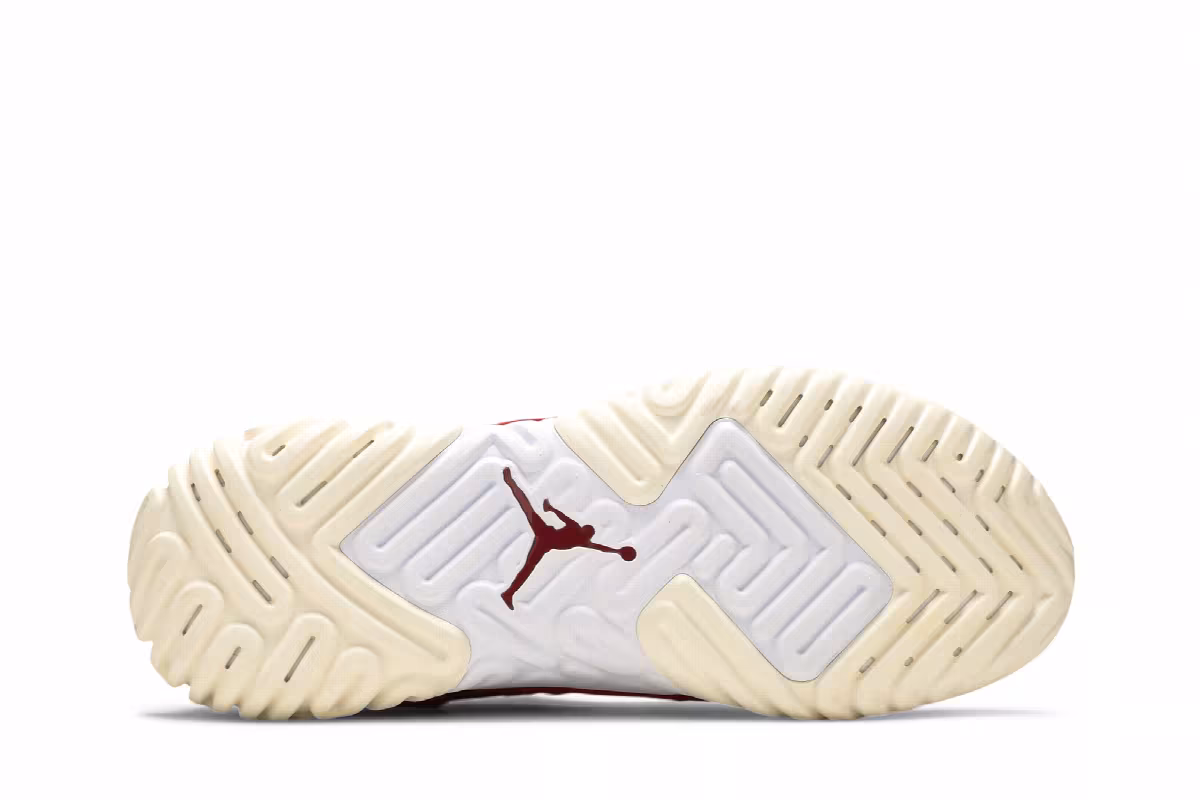 Air Jordan Proto React University Red, view 5