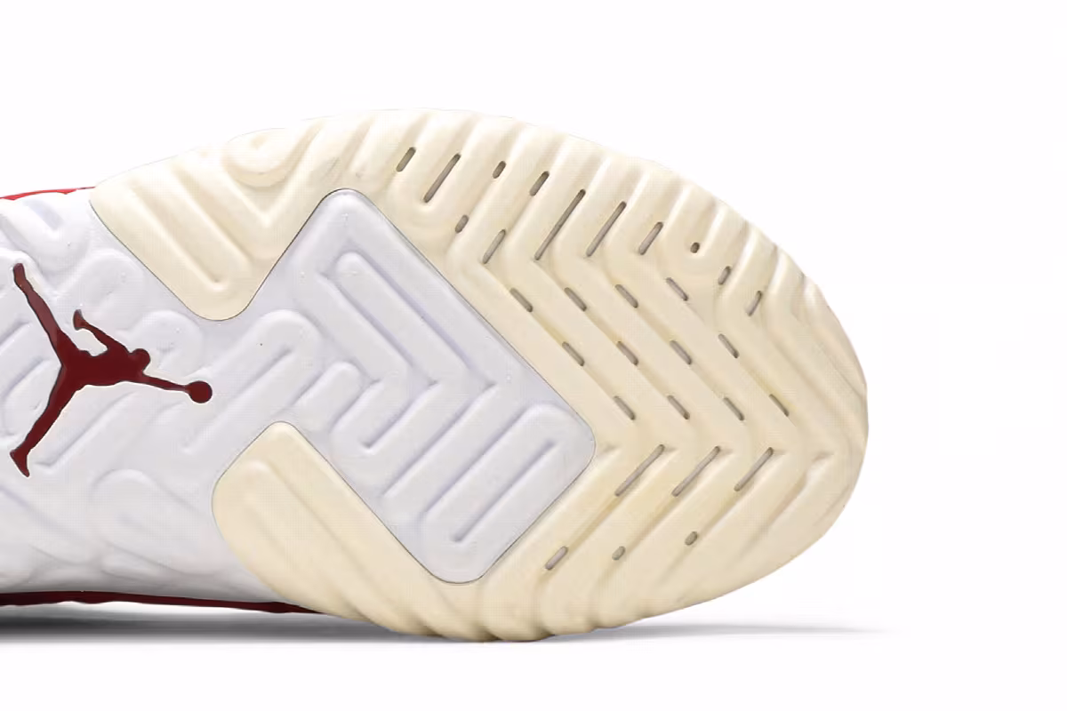Air Jordan Proto React University Red, view 6